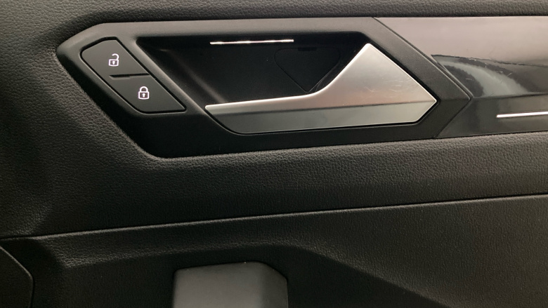 Volkswagen T-Roc 1.5 TSI EVO SEL 5dr Petrol Hatchback